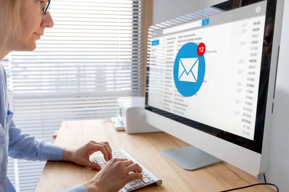 fournisseur d'adresse mail